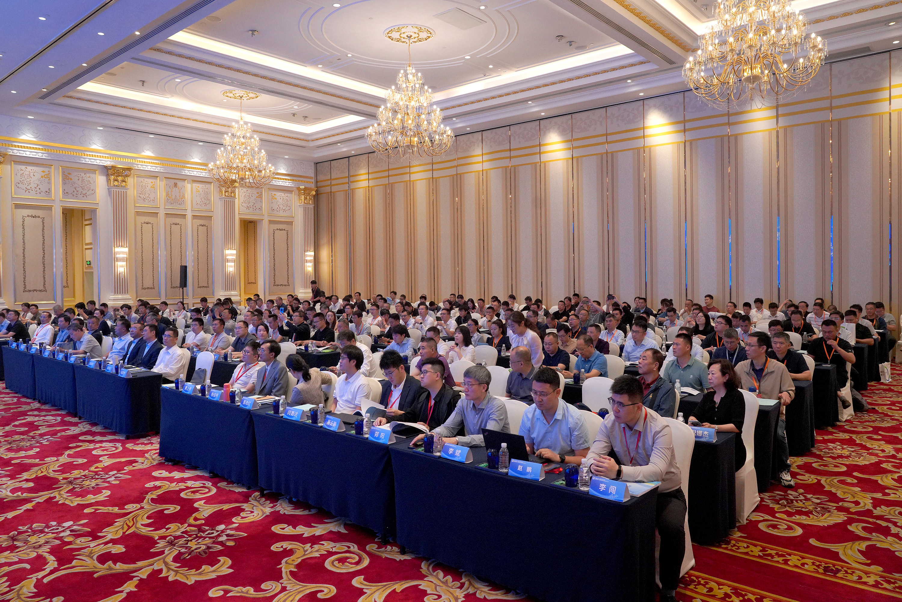 2 主會(huì)場(chǎng)(觀眾).jpg