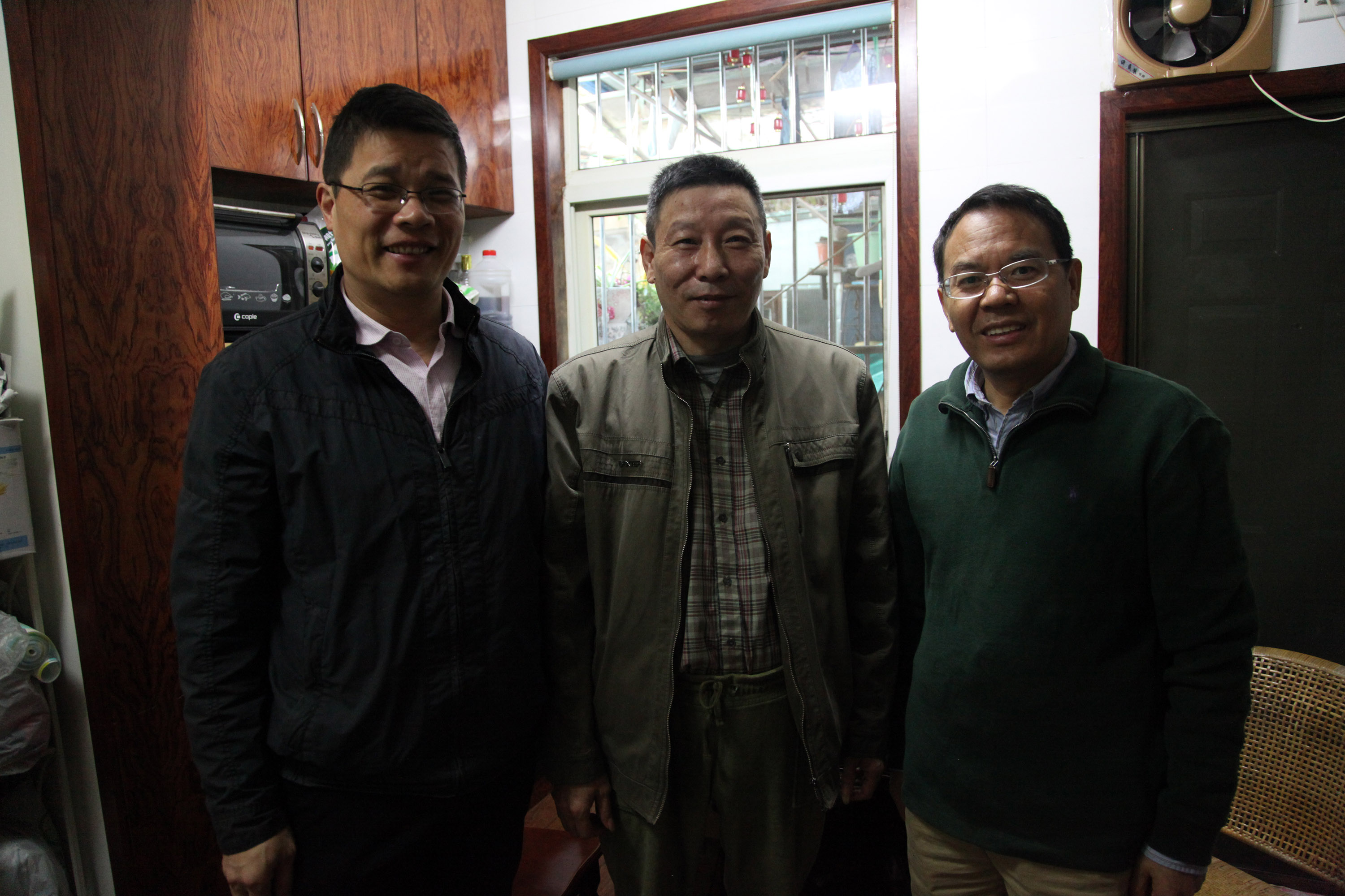 集團(tuán)副總經(jīng)理、黨委委員徐旭陽(yáng)慰問(wèn)困難黨員